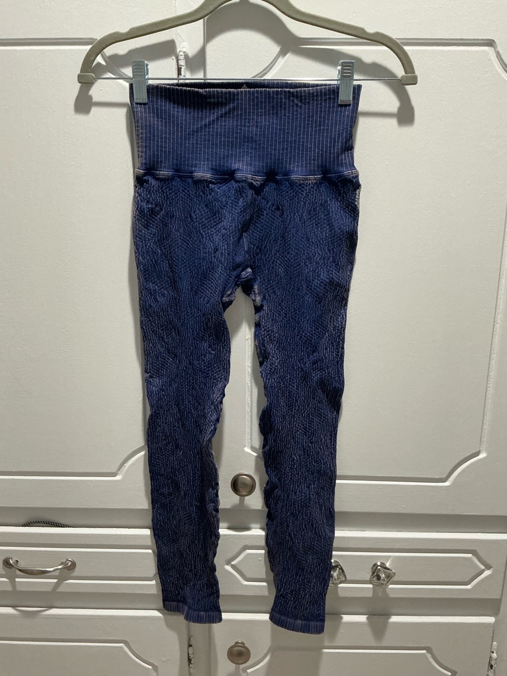 NWOT- Free People Movement Good Karma Leggings